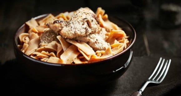 Sahniges Cashewbutter-Hähnchen