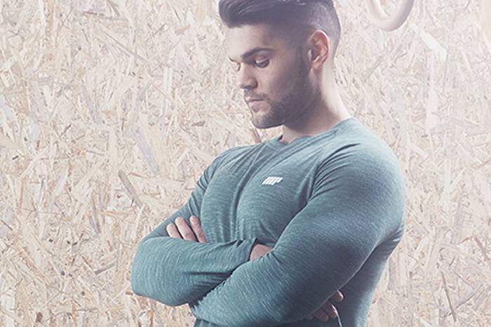 Bizeps Training: Die 5 besten Übungen für massivere Arme