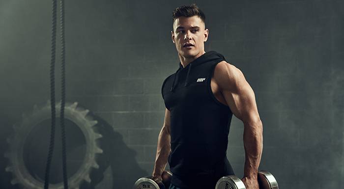 Bizeps Training: Die 5 besten Übungen für massivere Arme