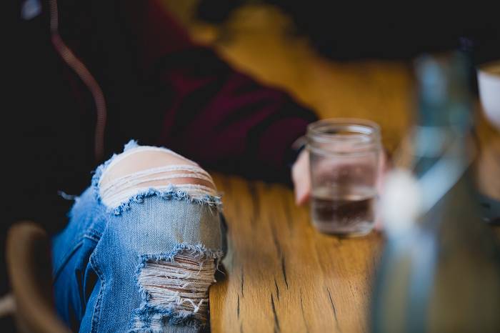 Wie viel Wasser am Tag trinken? So einfach wirst du gesund und leistungsstark