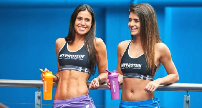 Wie viel Wasser am Tag trinken? So einfach wirst du gesund und leistungsstark