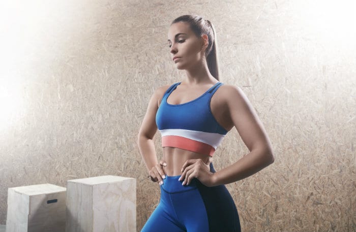 Wieso Flutter Kicks eine der besten Übungen für deinen Bauch sind