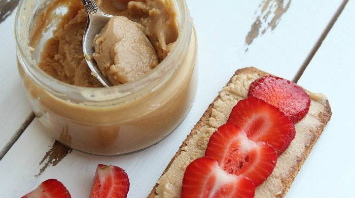 Ist Erdnussbutter vegan? Vegane Erdnussbutter Rezepte