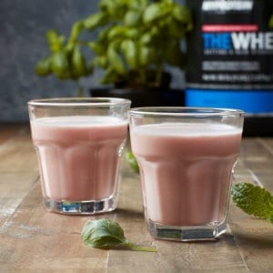 Protein Shakes & Smoothies zum Frühstück für optimalen Muskelaufbau & Fettabbau