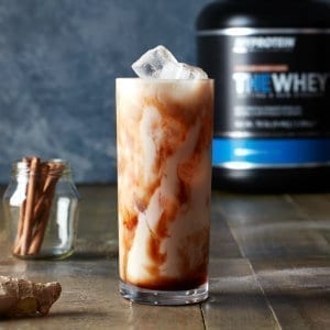 Protein Shakes & Smoothies zum Frühstück für optimalen Muskelaufbau & Fettabbau