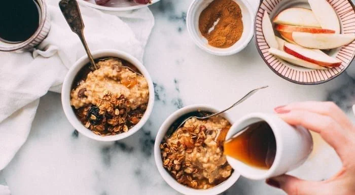 11 köstliche & nahrhafte Protein Porridge Rezepte
