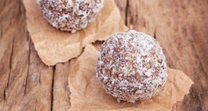 8 leichte Rezepte für Protein-Bällchen | Protein- & Energiebällchen ohne Backen