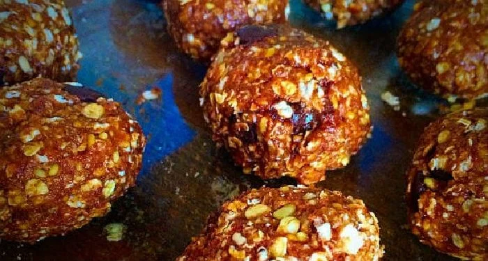 8 leichte Rezepte für Protein-Bällchen | Protein- & Energiebällchen ohne Backen